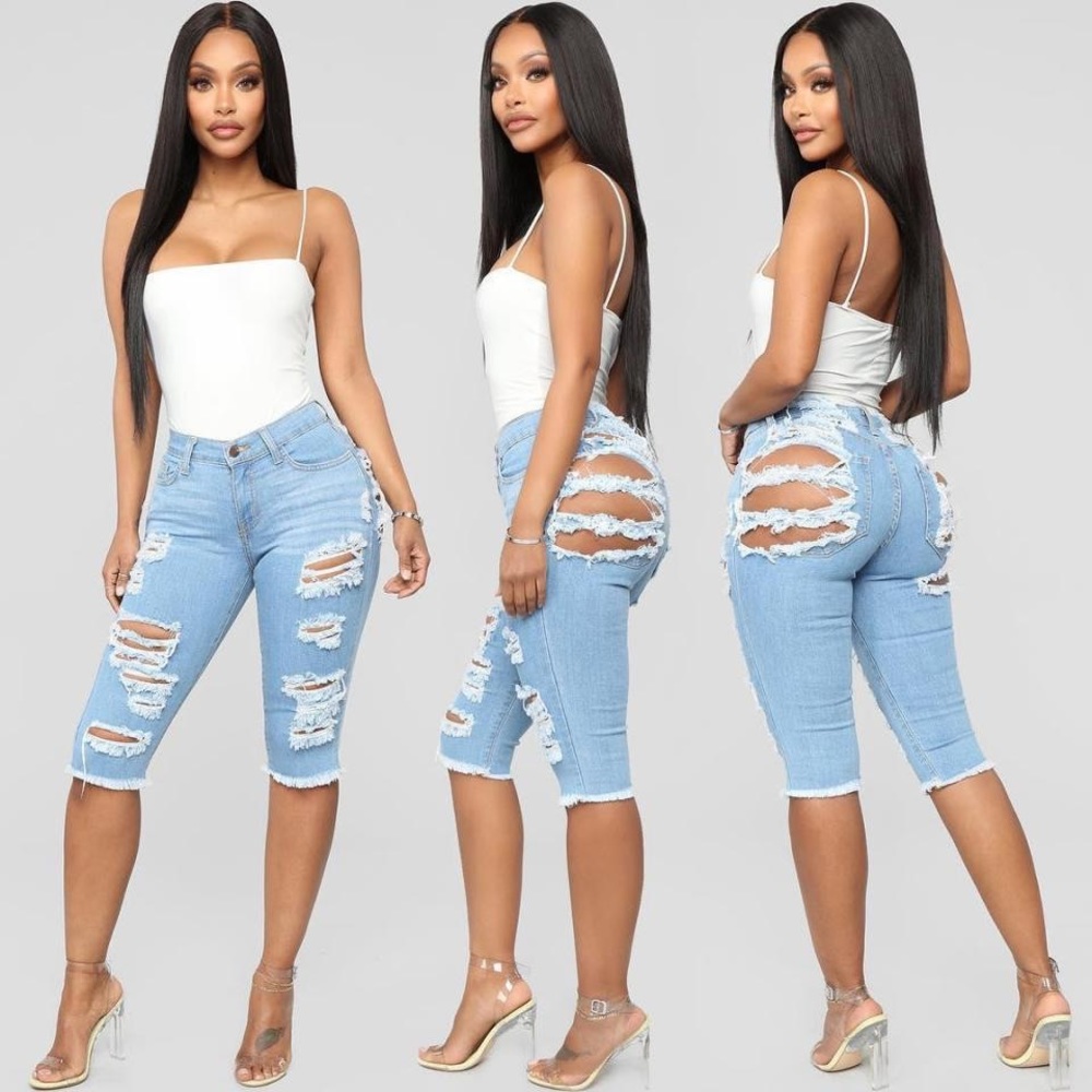 Fashion nova butt rip jean capris
